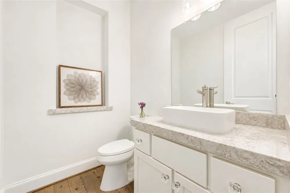 2330 Wyndam Heights Lane Houston, TX 77077