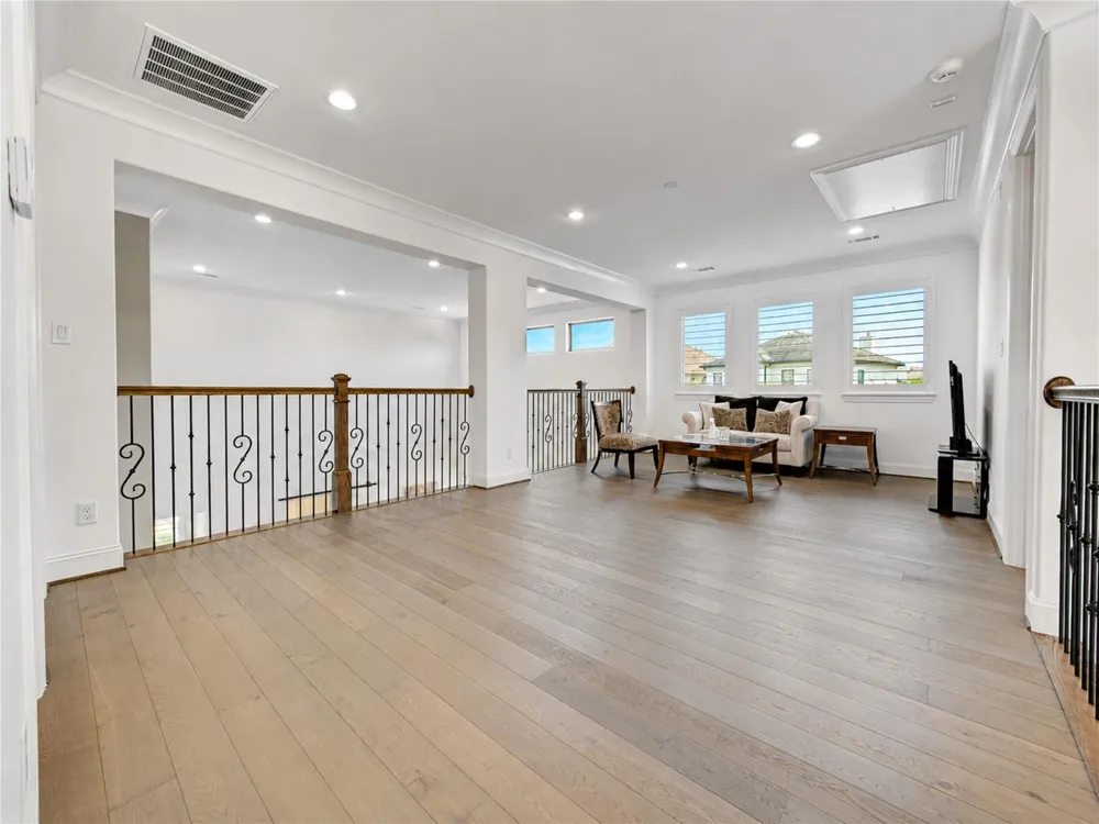2330 Wyndam Heights Lane Houston, TX 77077