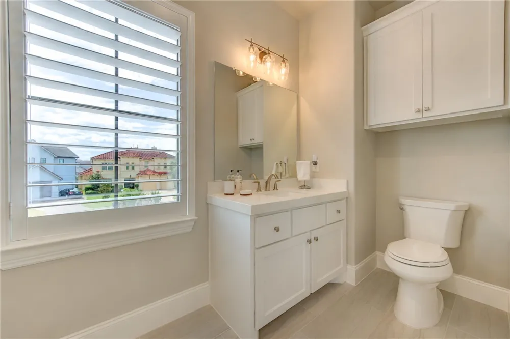 2330 Wyndam Heights Lane Houston, TX 77077