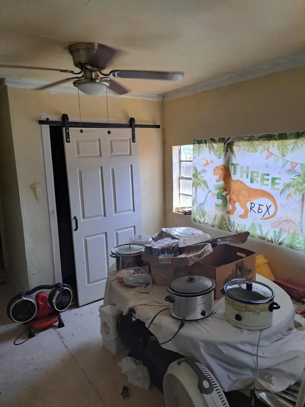 102 Amanda Street Conroe, TX 77304