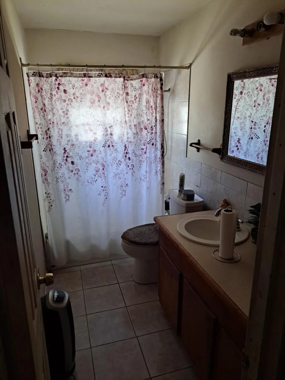 102 Amanda Street Conroe, TX 77304