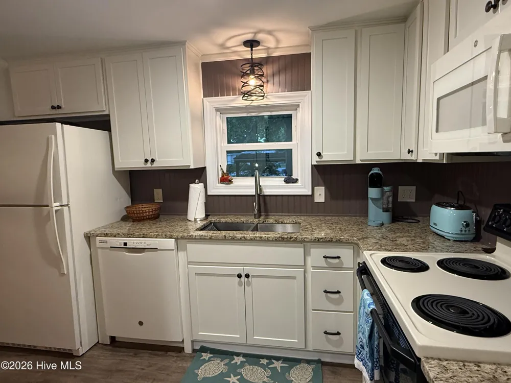 9230 Bonaparte Drive SW Calabash, NC 28467