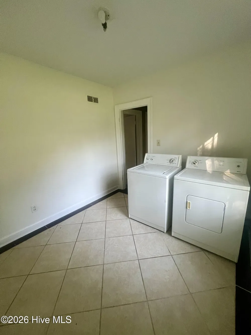401 Bank Street Washington, NC 27889