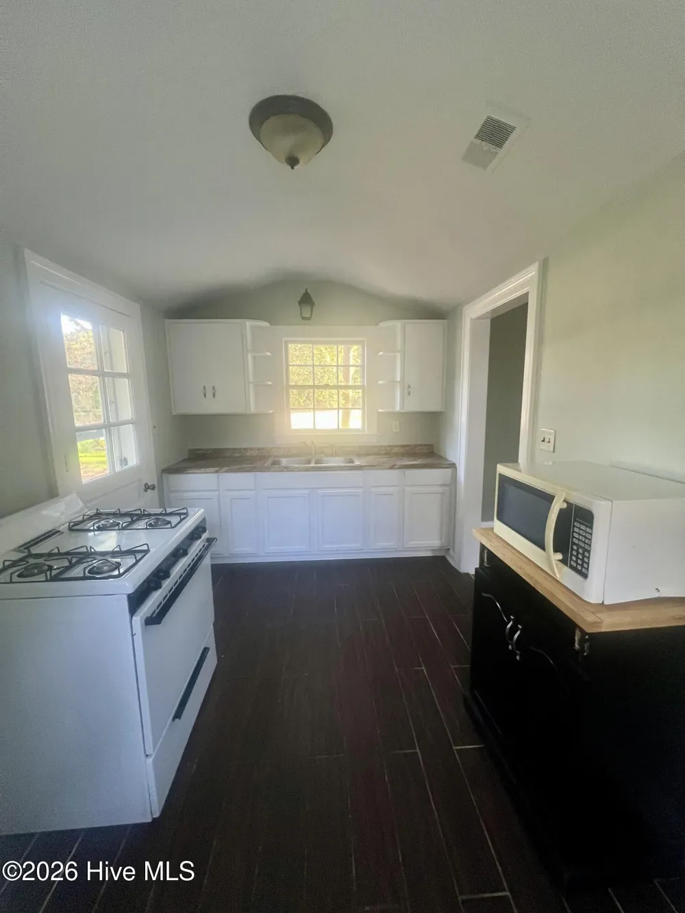 401 Bank Street Washington, NC 27889