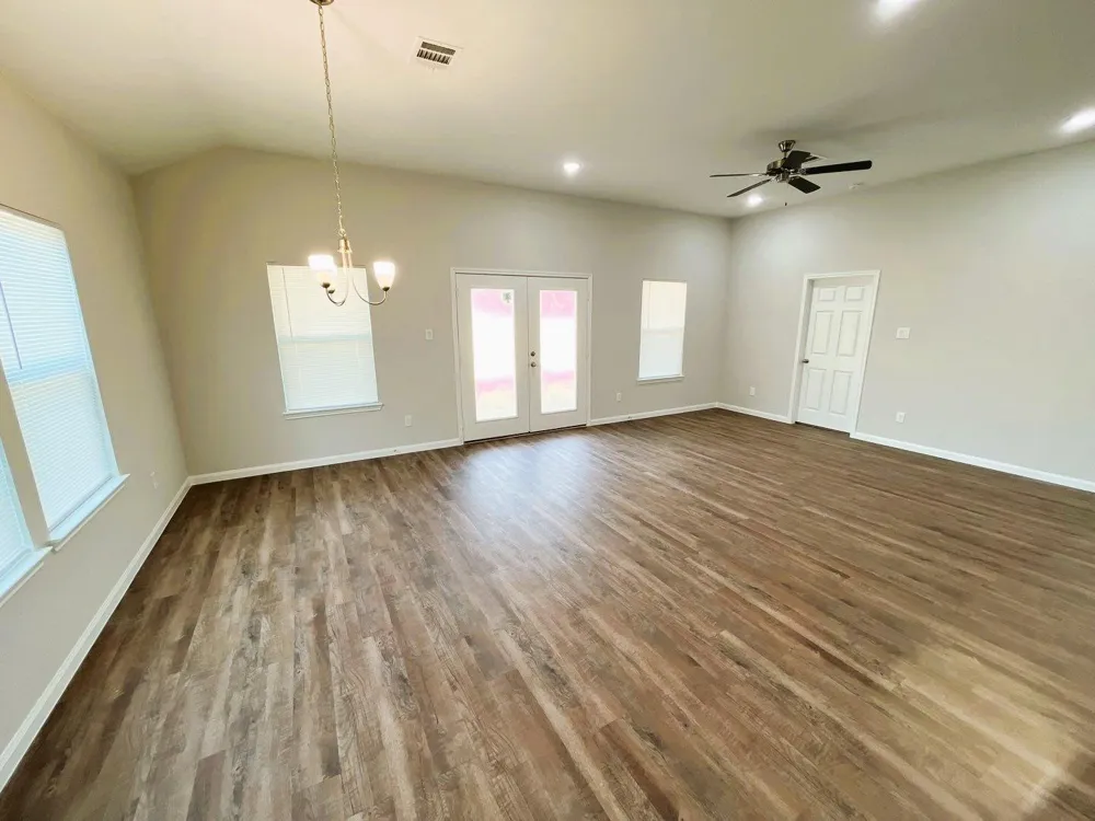297 Road 5102 L Cleveland, TX 77327