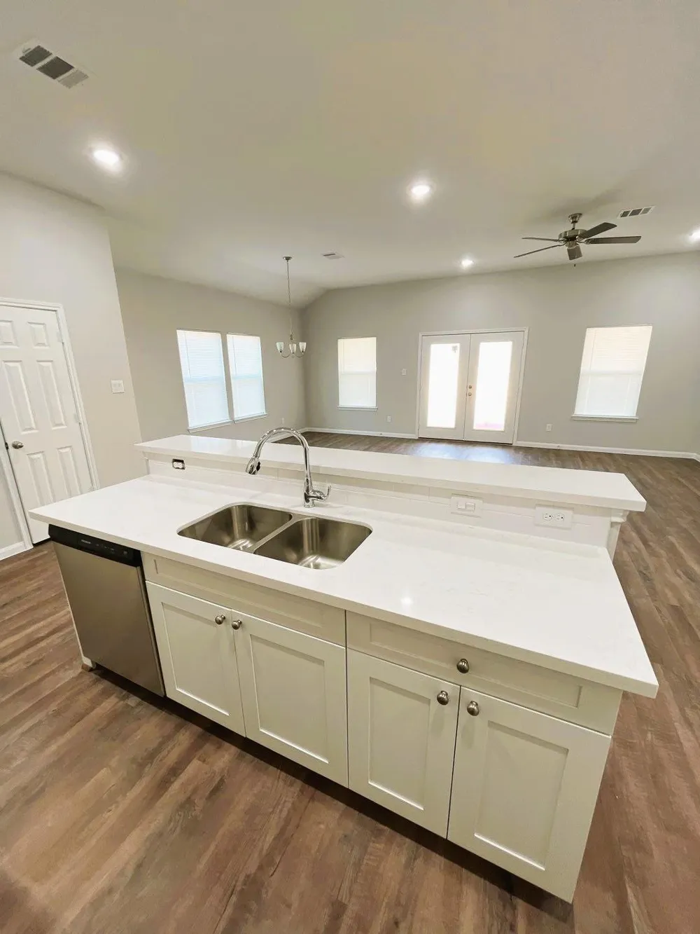 297 Road 5102 L Cleveland, TX 77327