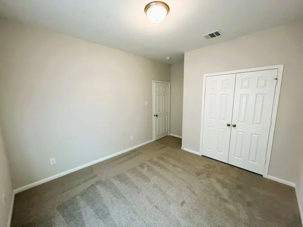 297 Road 5102 L Cleveland, TX 77327