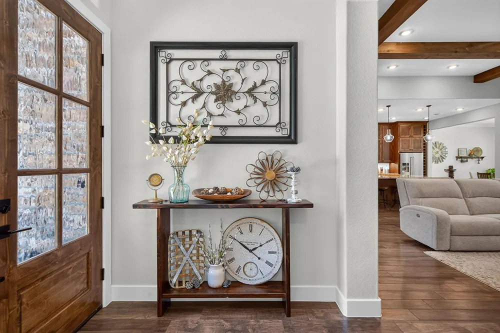 61 West Shore Lane Montgomery, TX 77356