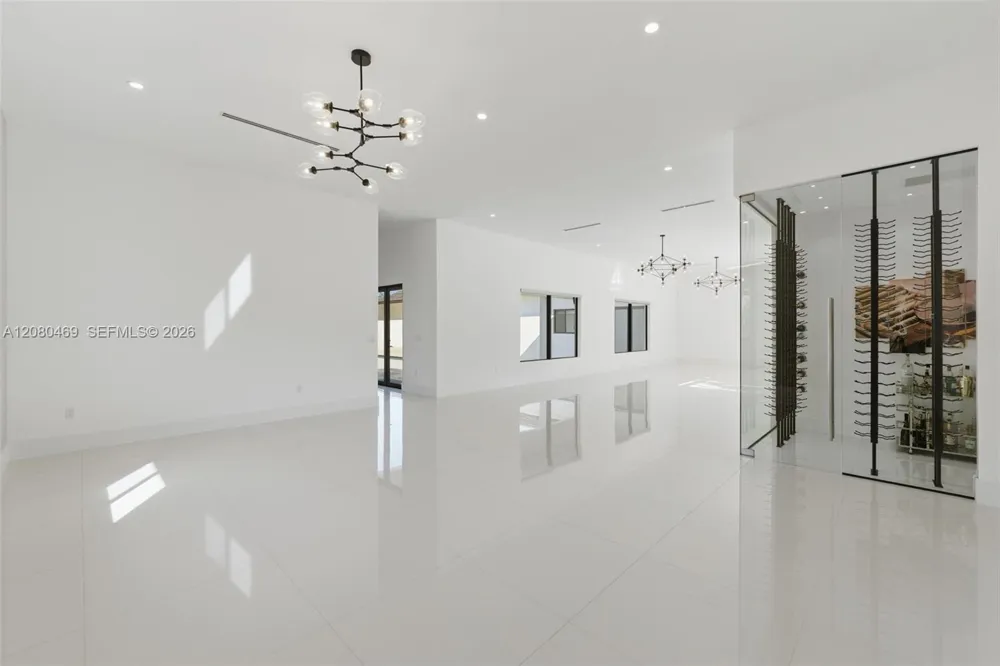 10005 SW 66th St Miami, FL 33173