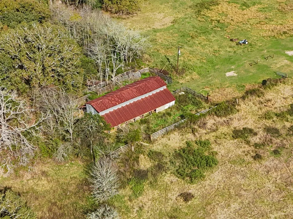 5515 State Highway 19 Trinity, TX 75862