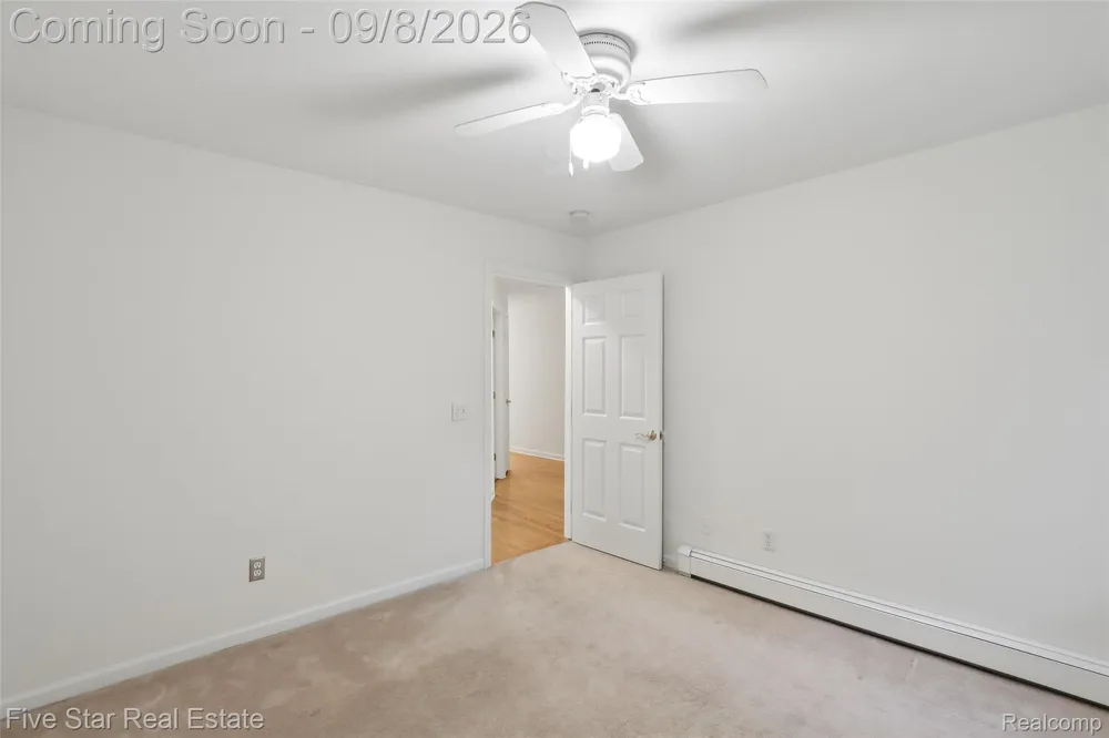 9045 Commerce Road Commerce Charter Township, MI 48382