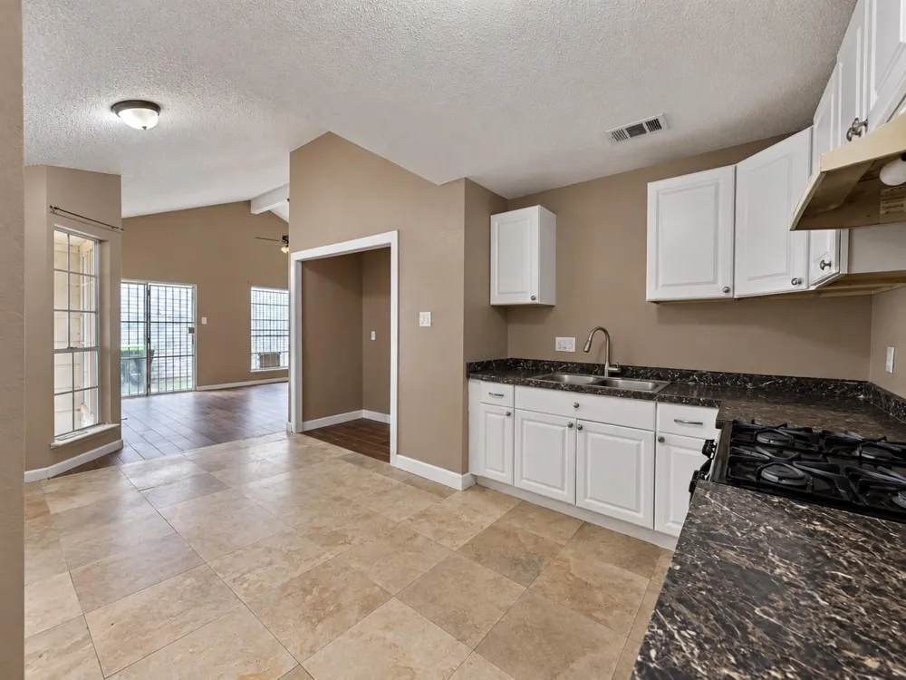 2026 Greencourt Drive Missouri City, TX 77489