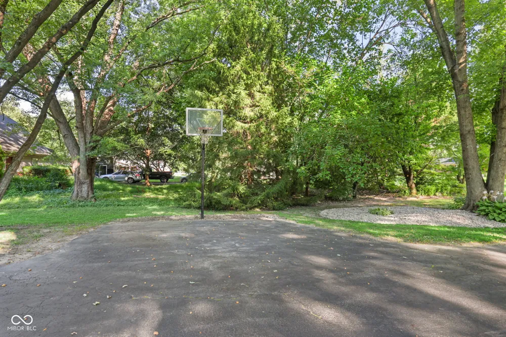 7094 Marstella Drive Brownsburg, IN 46112