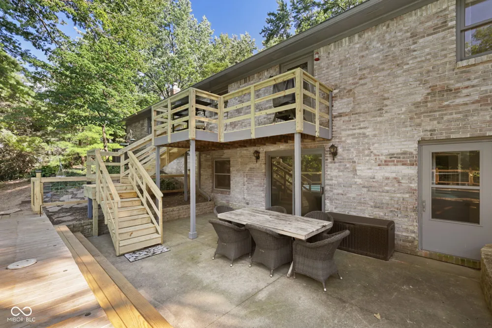 7094 Marstella Drive Brownsburg, IN 46112