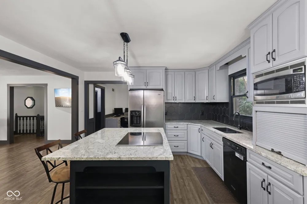 7094 Marstella Drive Brownsburg, IN 46112
