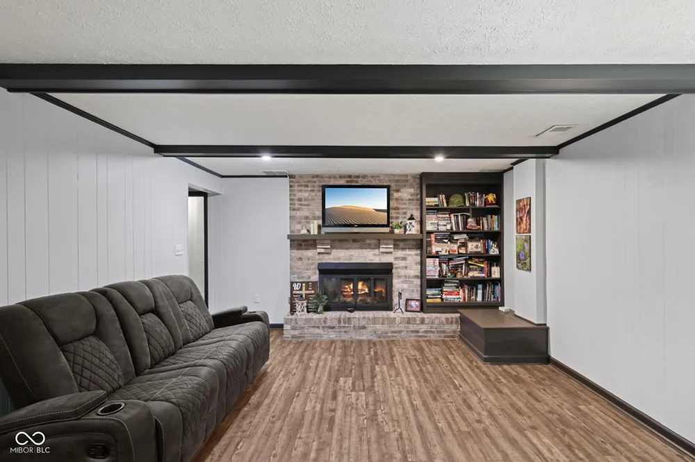 7094 Marstella Drive Brownsburg, IN 46112