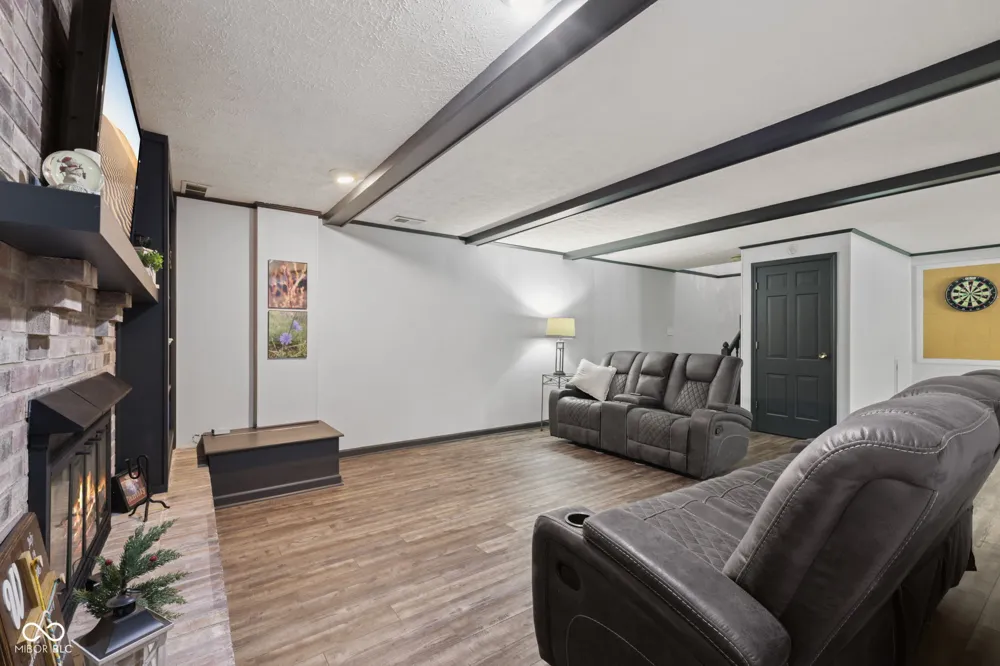 7094 Marstella Drive Brownsburg, IN 46112