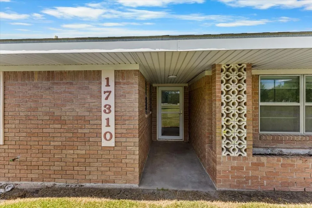 17310 Wellborne Road Pearland, TX 77584