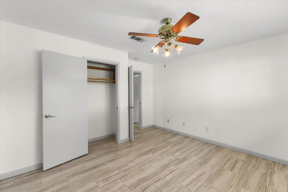 17310 Wellborne Road Pearland, TX 77584
