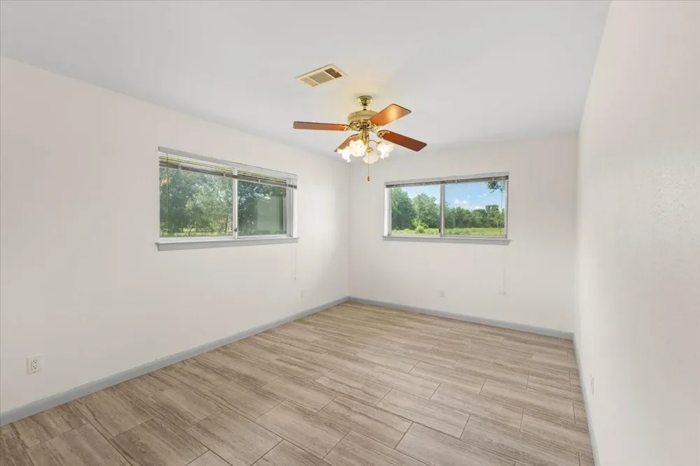 17310 Wellborne Road Pearland, TX 77584