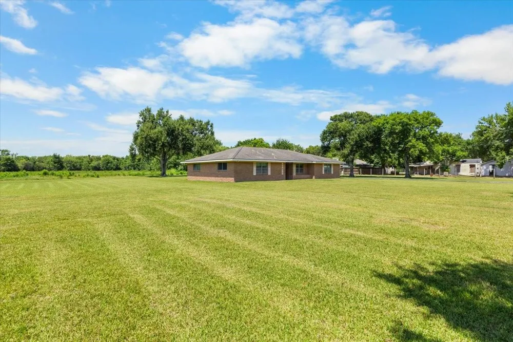 17310 Wellborne Road Pearland, TX 77584
