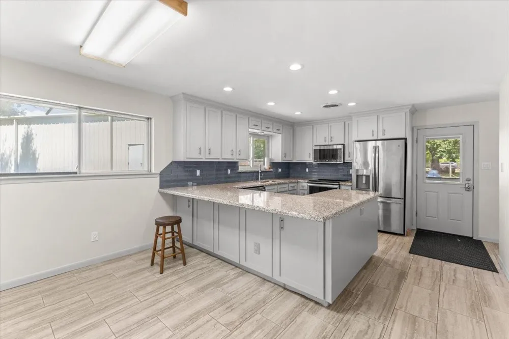 17310 Wellborne Road Pearland, TX 77584