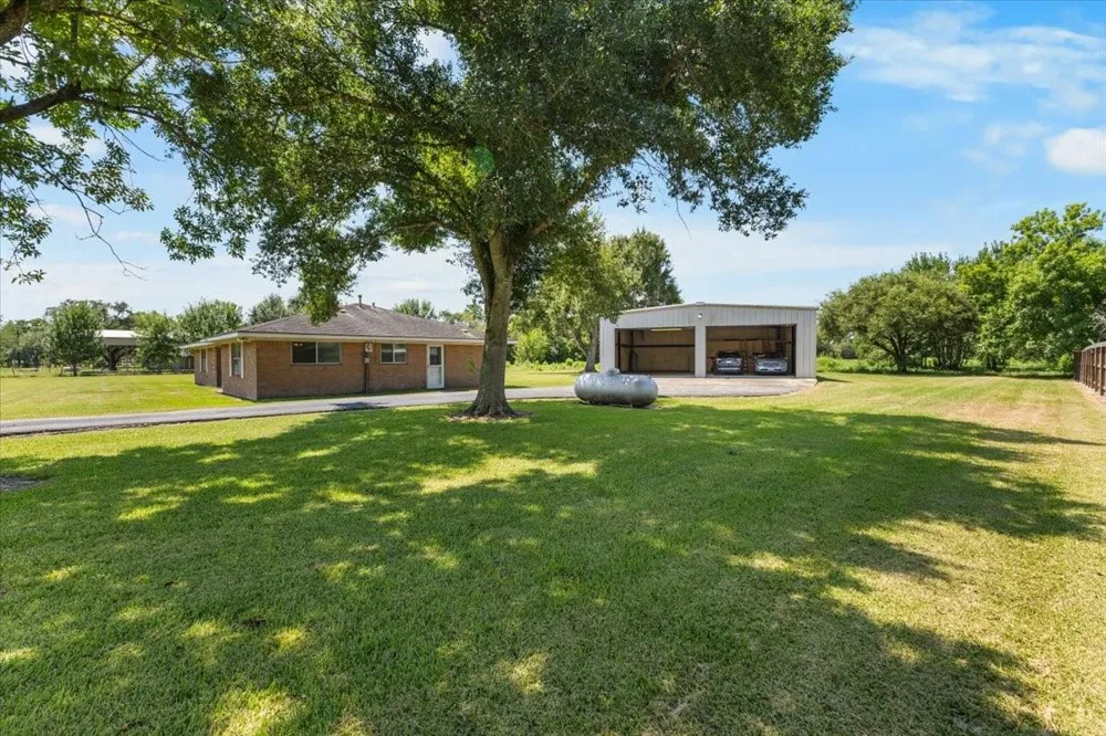 17310 Wellborne Road Pearland, TX 77584