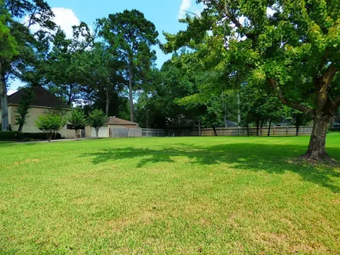 3502 Fawn Creek Drive