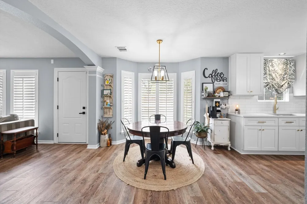 11906 Helene Court Pinehurst, TX 77362