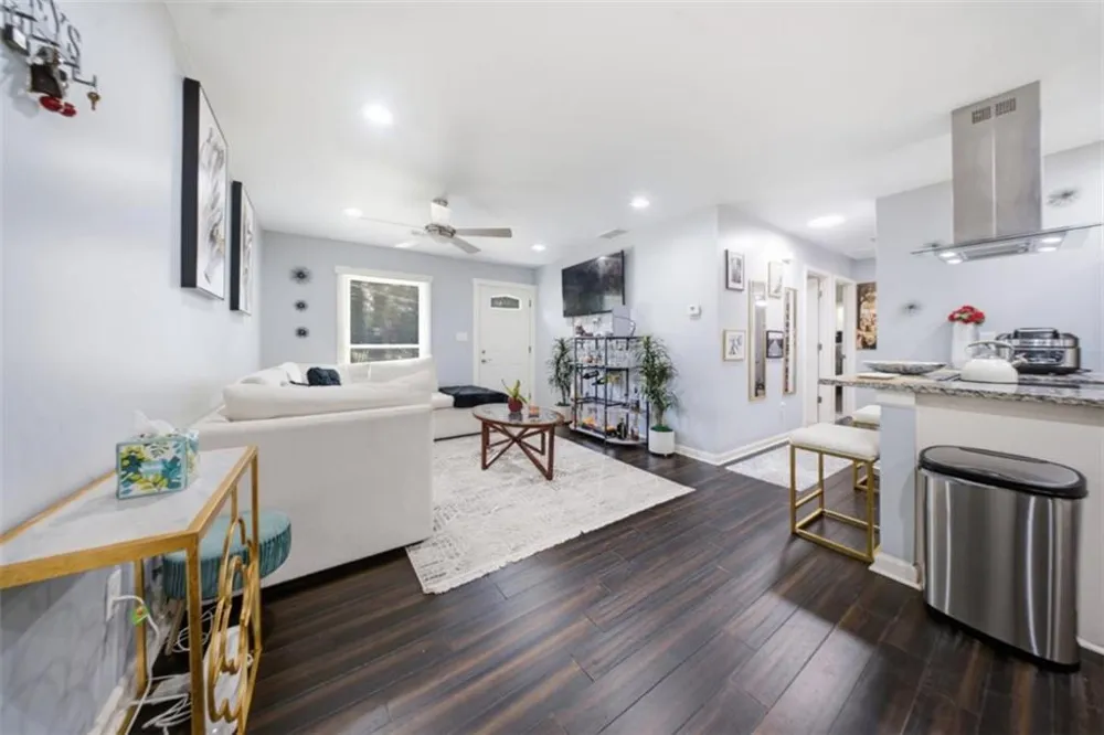 371 Santa Lucia Terrace Atlanta, GA 30318
