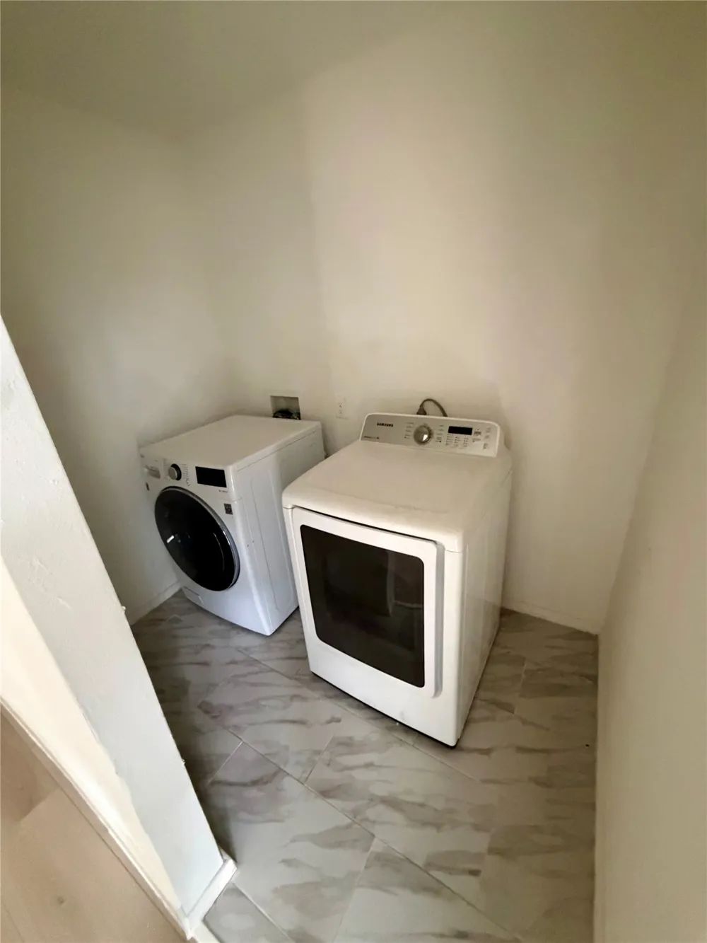6620 Eastridge Drive #125 Dallas, TX 75231