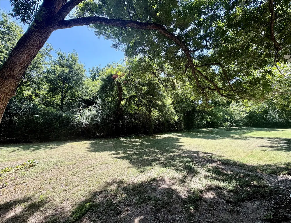 6620 Eastridge Drive #125 Dallas, TX 75231