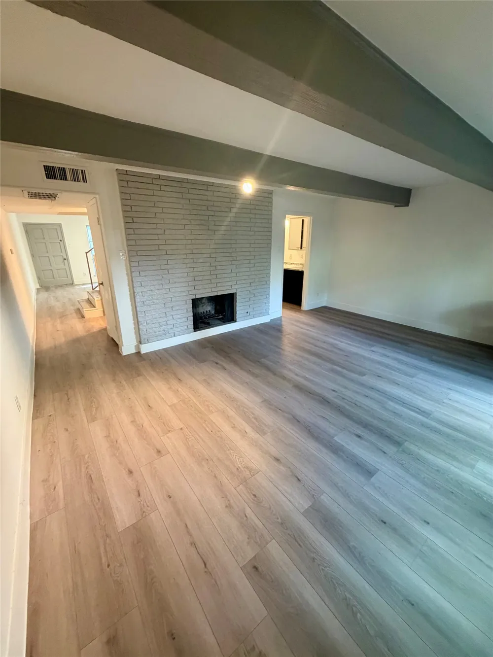 6620 Eastridge Drive #125 Dallas, TX 75231