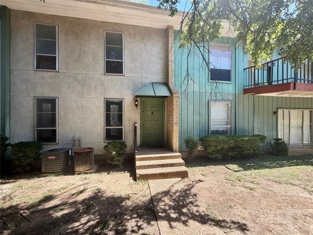 6620 Eastridge Drive #125 Dallas, TX 75231