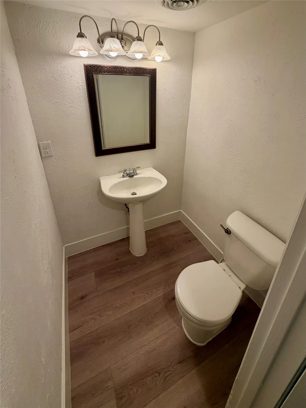 6620 Eastridge Drive #125 Dallas, TX 75231