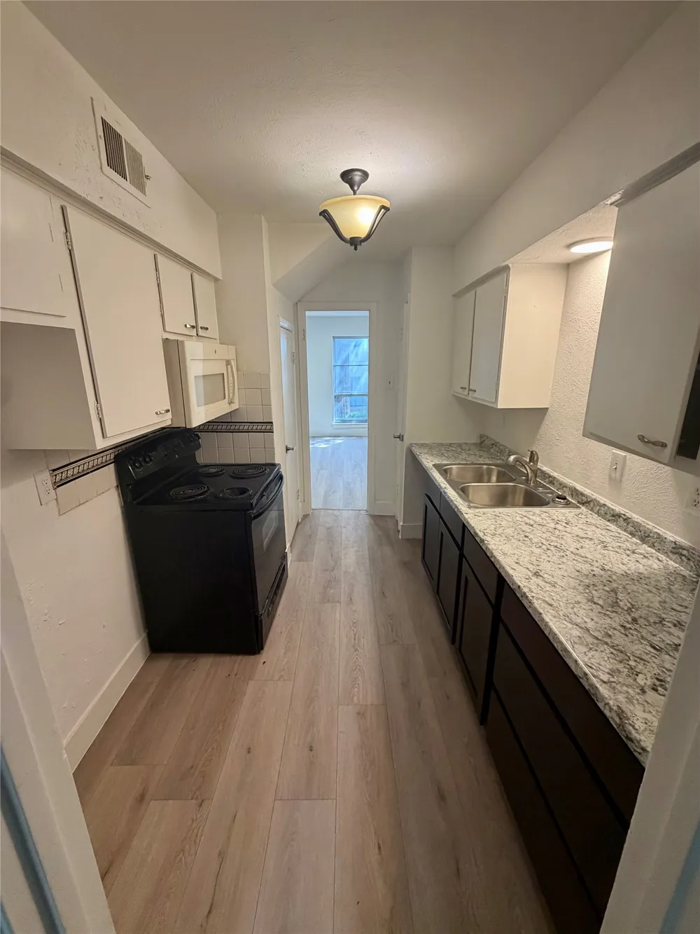 6620 Eastridge Drive #125 Dallas, TX 75231