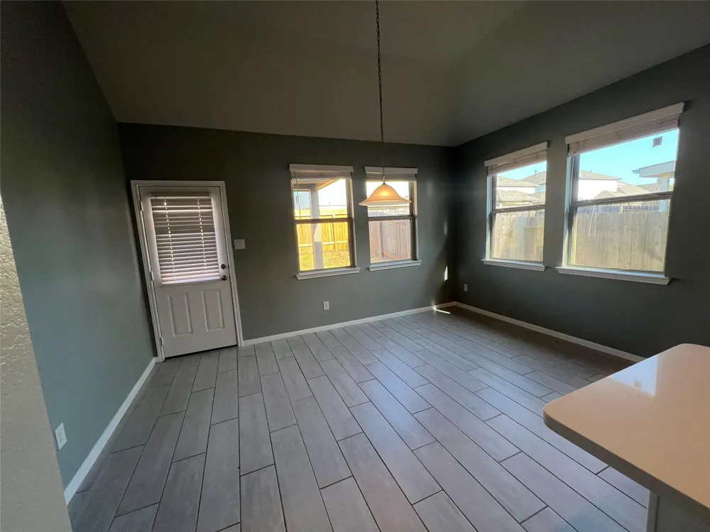 1131 Bluebonnet Trail Bellville, TX 77418