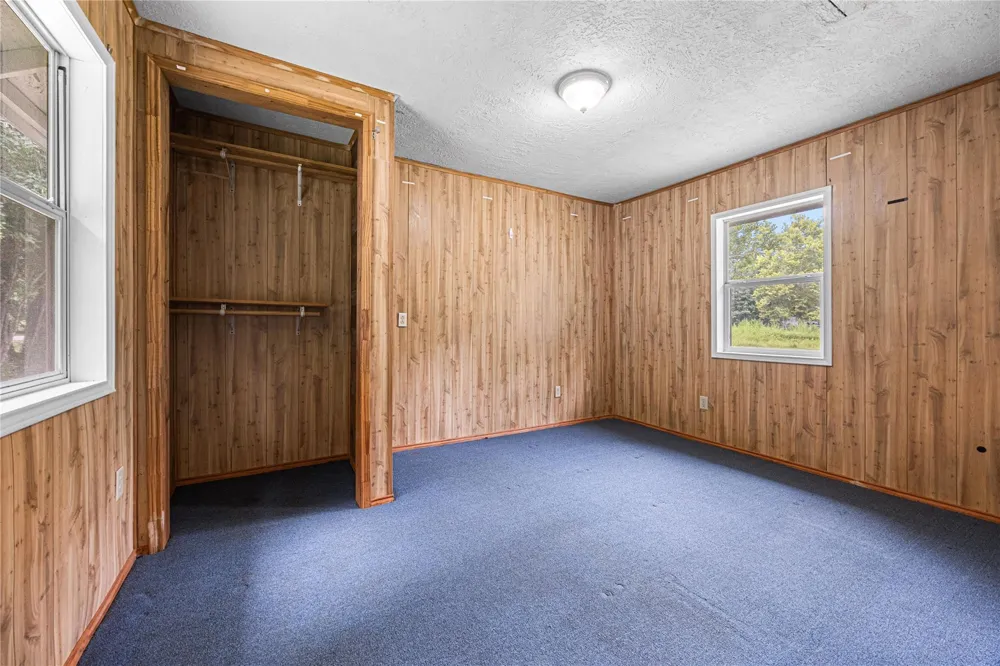 394 County Road 3378 Cleveland, TX 77327
