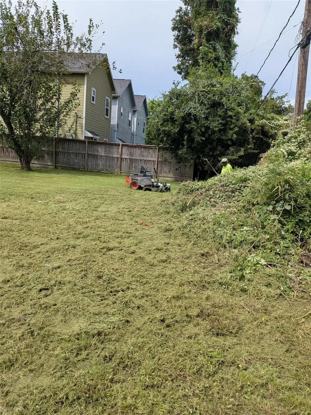 227 E 38th Street Houston, TX 77018