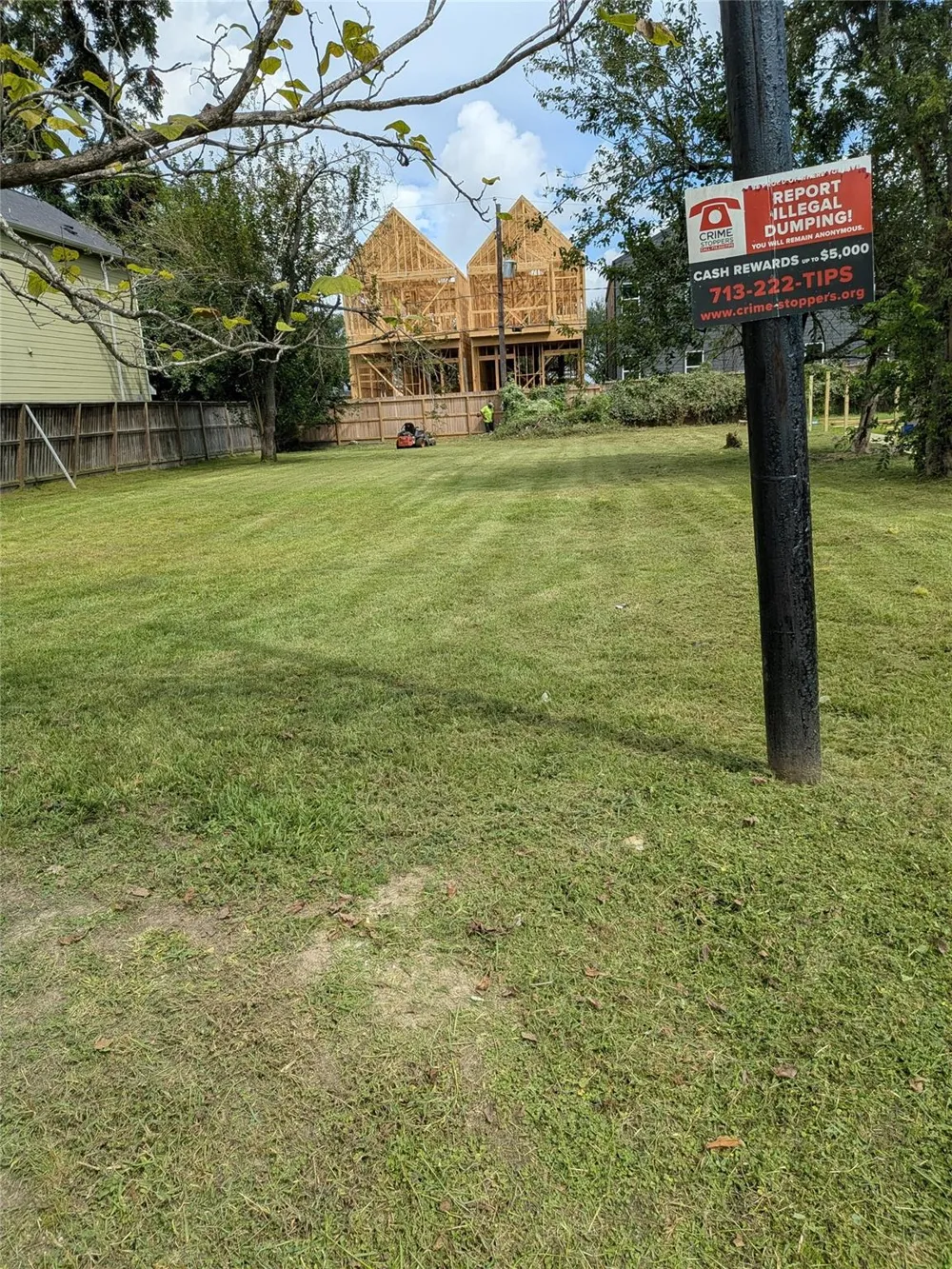227 E 38th Street Houston, TX 77018