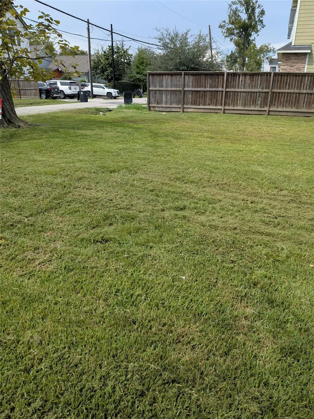 227 E 38th Street Houston, TX 77018