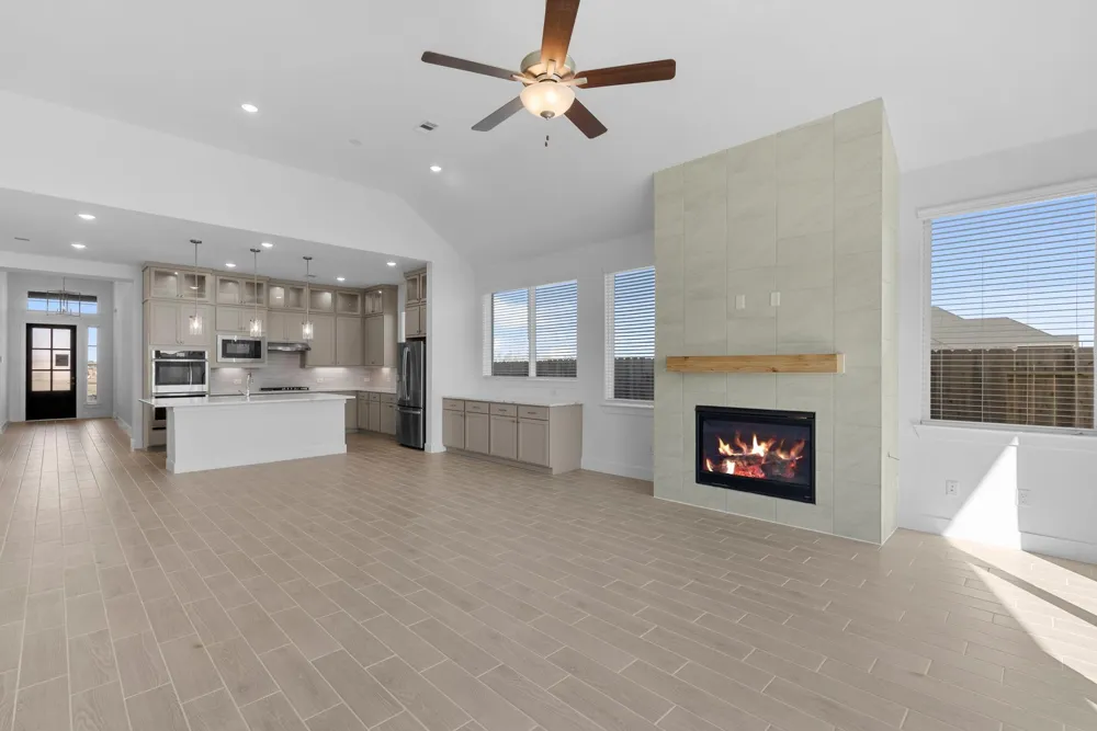 9619 Chateau Hill Drive Manvel, TX 77578