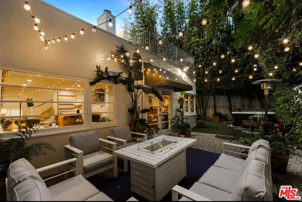 8467 Willoughby Avenue Los Angeles, CA 90069
