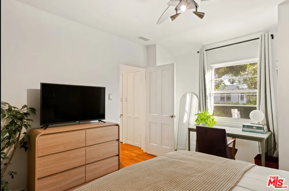 8467 Willoughby Avenue Los Angeles, CA 90069