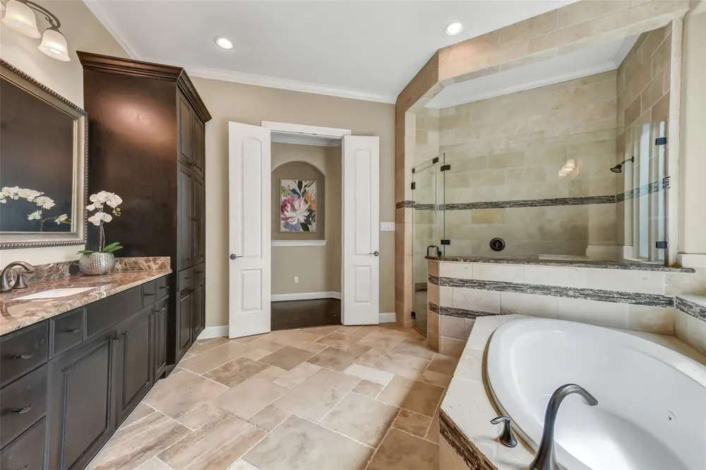 2204 Texoma Bend Lane Friendswood, TX 77546