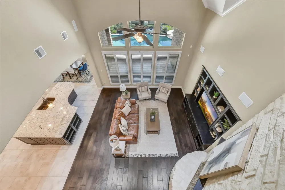 2204 Texoma Bend Lane Friendswood, TX 77546