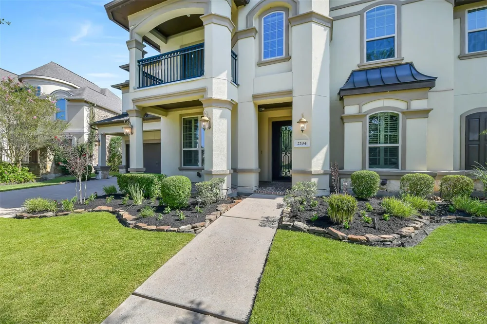 2204 Texoma Bend Lane Friendswood, TX 77546
