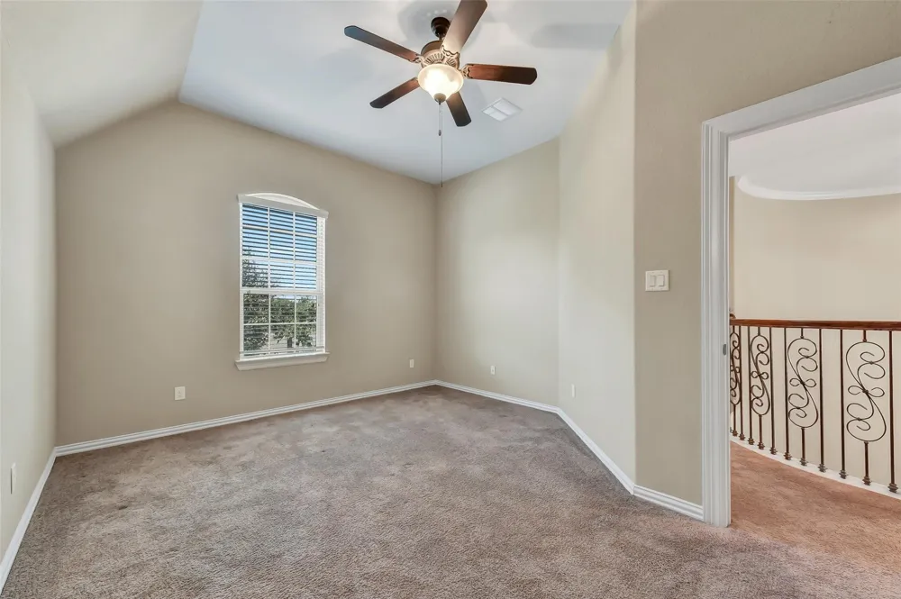 2204 Texoma Bend Lane Friendswood, TX 77546