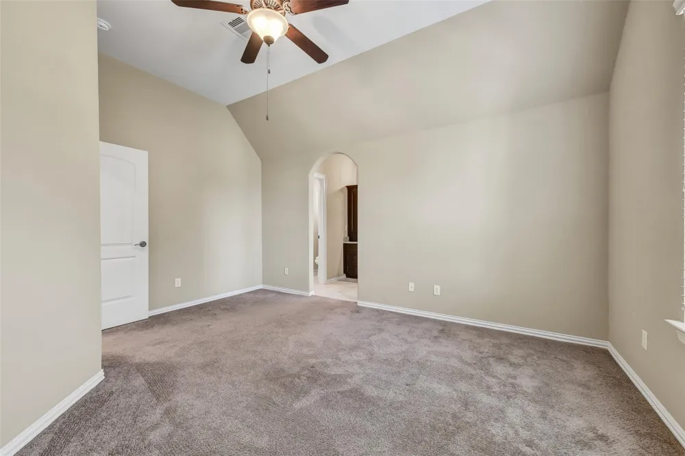 2204 Texoma Bend Lane Friendswood, TX 77546