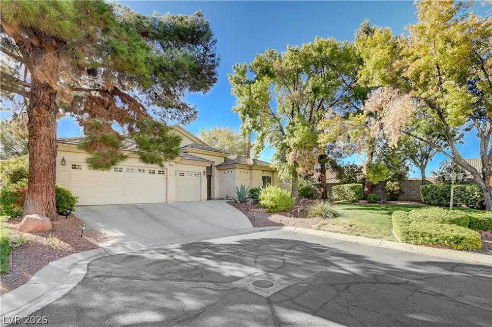 5551 Tahoe Meadows Court Las Vegas, NV 89120